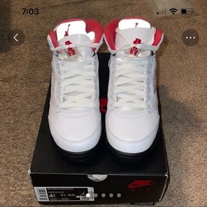 Air Jordan Retro 5